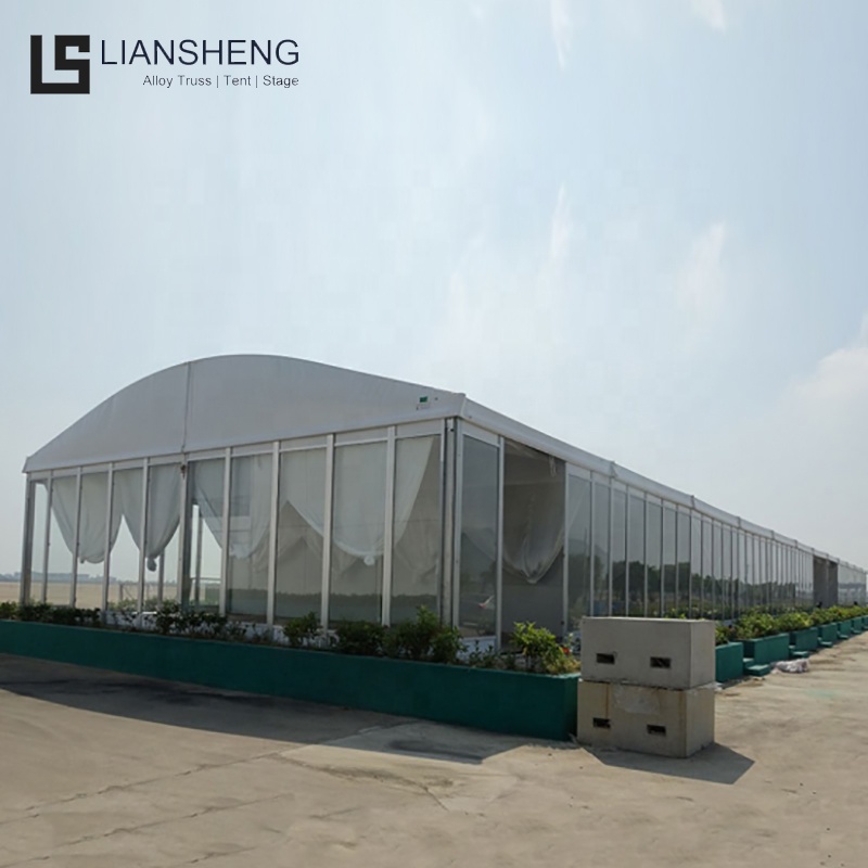 [Sky Dome-Serie] 30 x 70 m großes Ausstellungszelt – 2100 m² säulenfreier Kunstraum, der die unbegrenzten Möglichkeiten der Ausstellungsarchitektur neu definiert