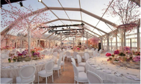 Romantisches, hochwertiges Hochzeitszelt im Freien