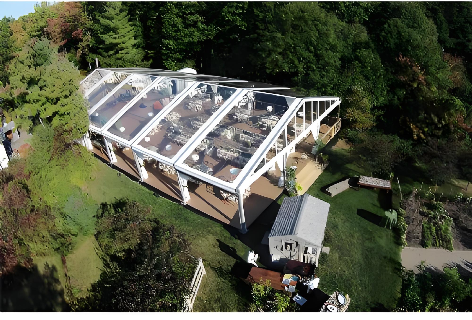 Partyzelt in individueller Größe, einfach zu montierendes Veranstaltungszelt, weitgespanntes Hochzeitszelt mit Aluminiumrahmen und Dachverkleidung