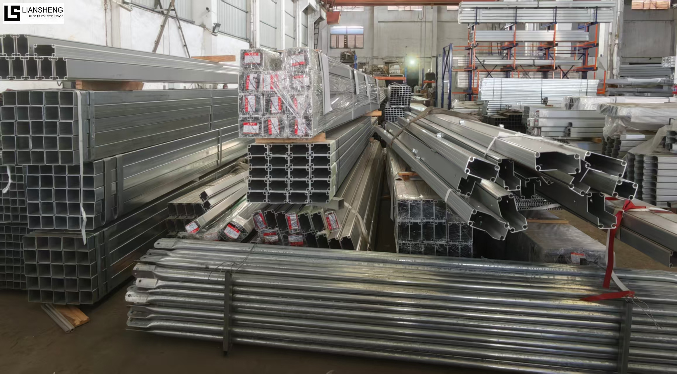 Zelte mit Aluminiumrahmen: So wählen Sie eines aus, das Ihnen nichts ausmacht